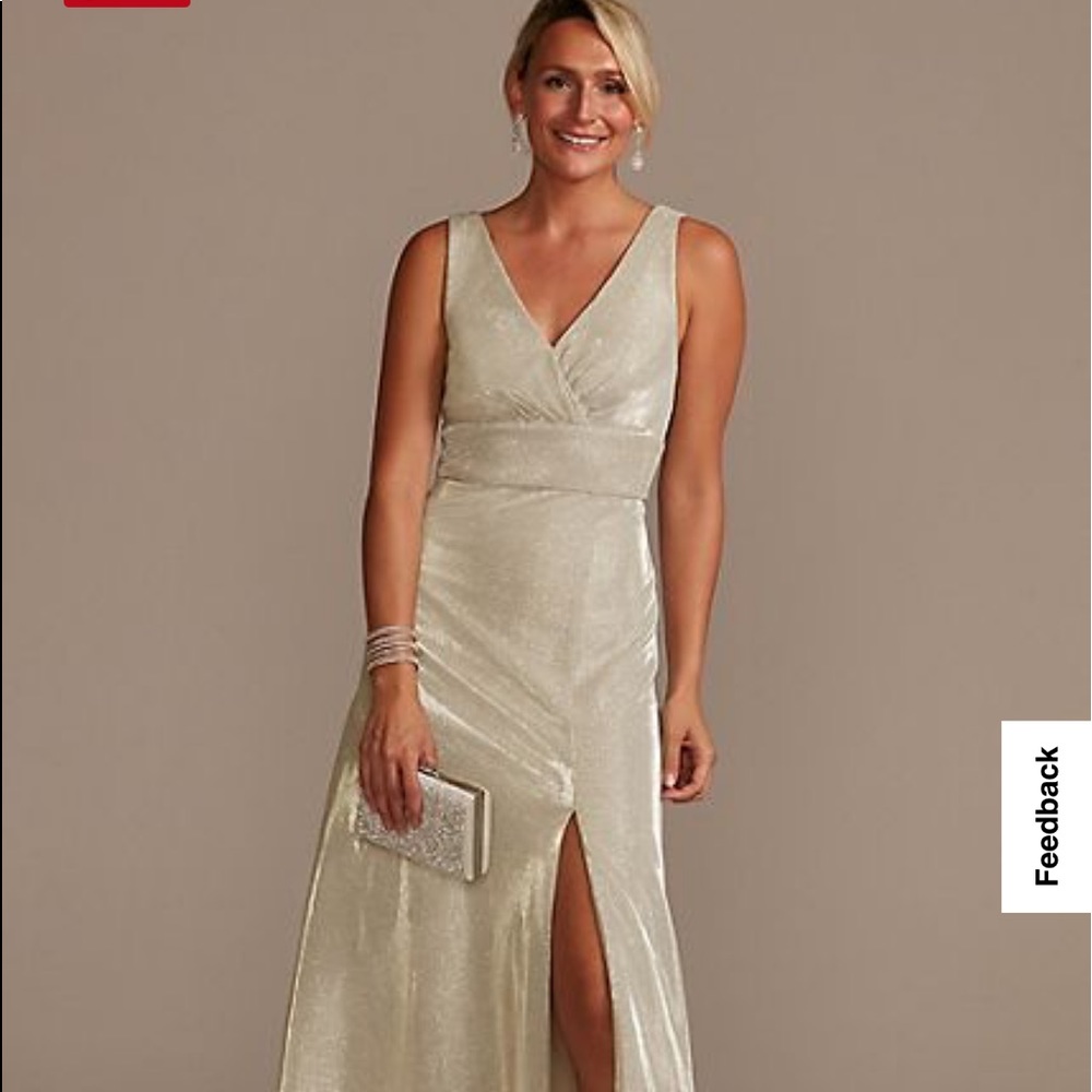 Gold Dress. Size 18. Very comfortable.